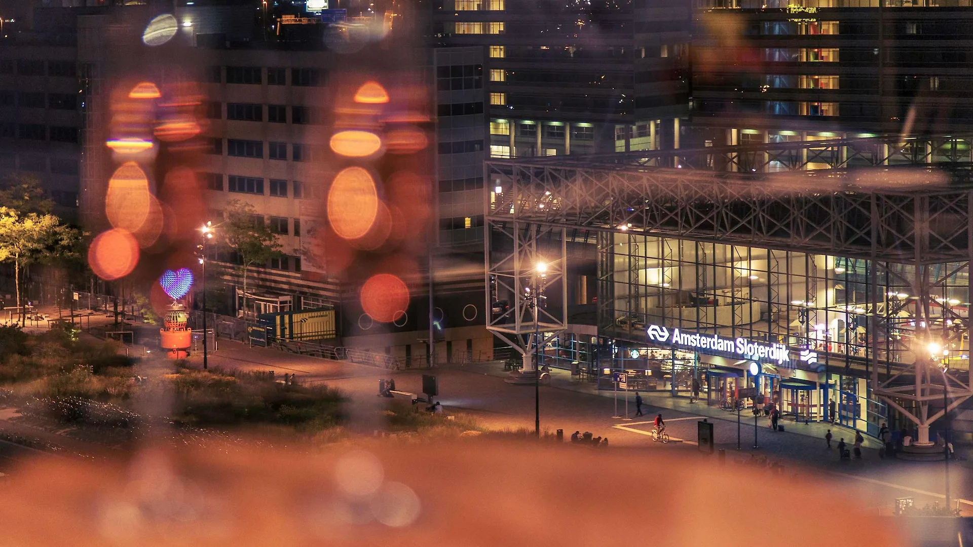 Mercure Amsterdam Sloterdijk Station Otel