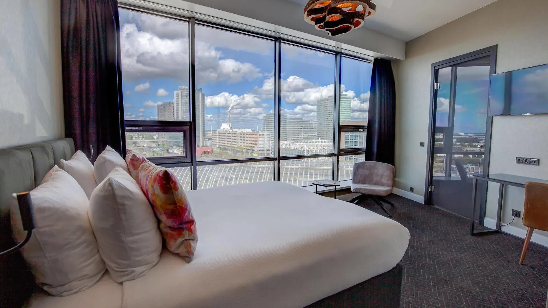 Mercure Amsterdam Sloterdijk Station Otel