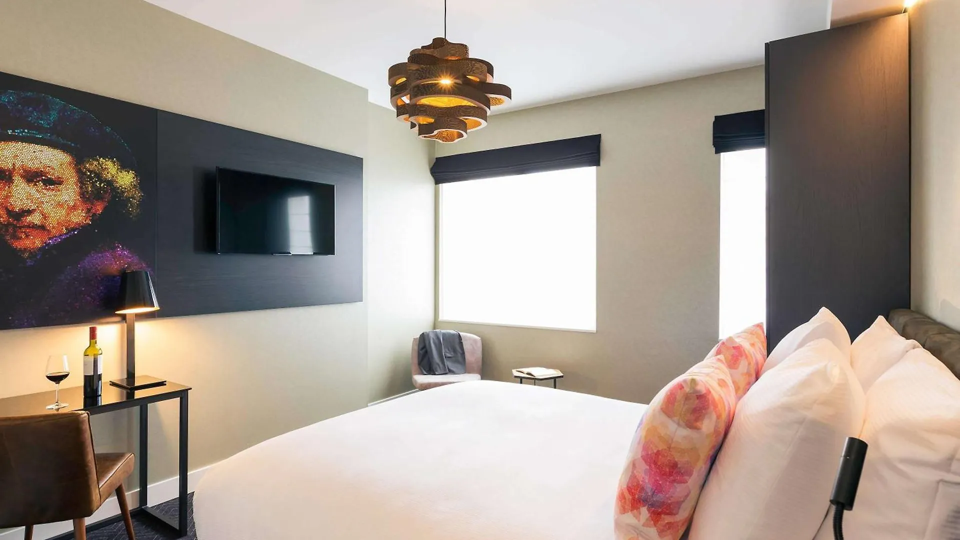 Mercure Amsterdam Sloterdijk Station 4*,  Ολλανδία