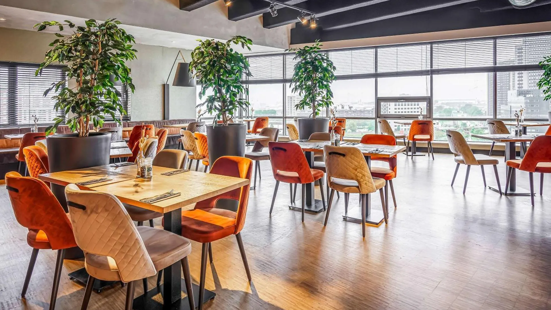 Mercure Amsterdam Sloterdijk Station 4*,  Netherlands
